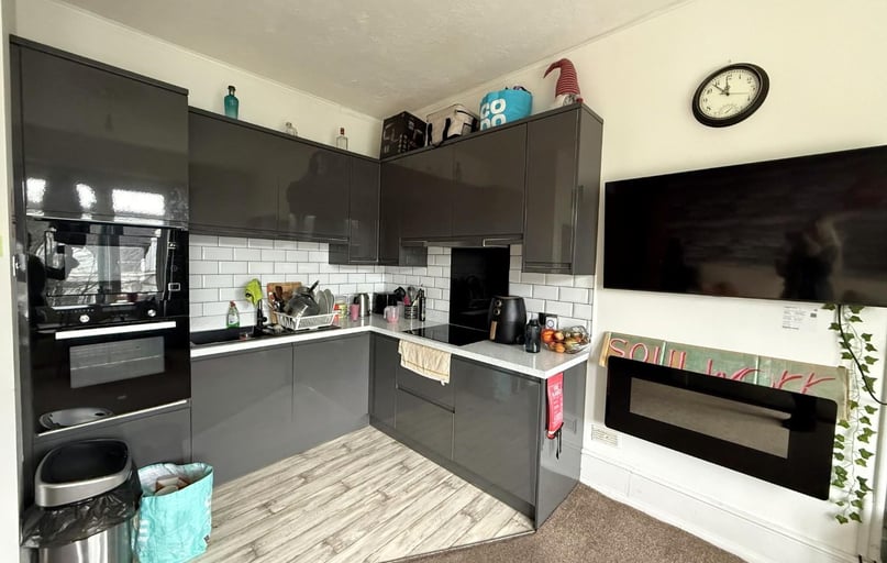 15 Woodland Terrace,, Greenbank, Plymouth - Image 1